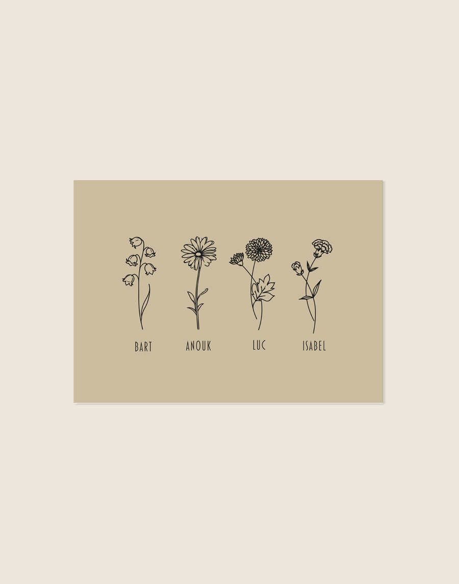 Een minimalistische, warme beige poster met daarop vier verfijnde line-art illustraties van verschillende bloemen op een rij. Onder elke bloem staat een naam, zoals Bart, Anouk, Luc en Isabel, in een strak, smal zwart lettertype geschreven.