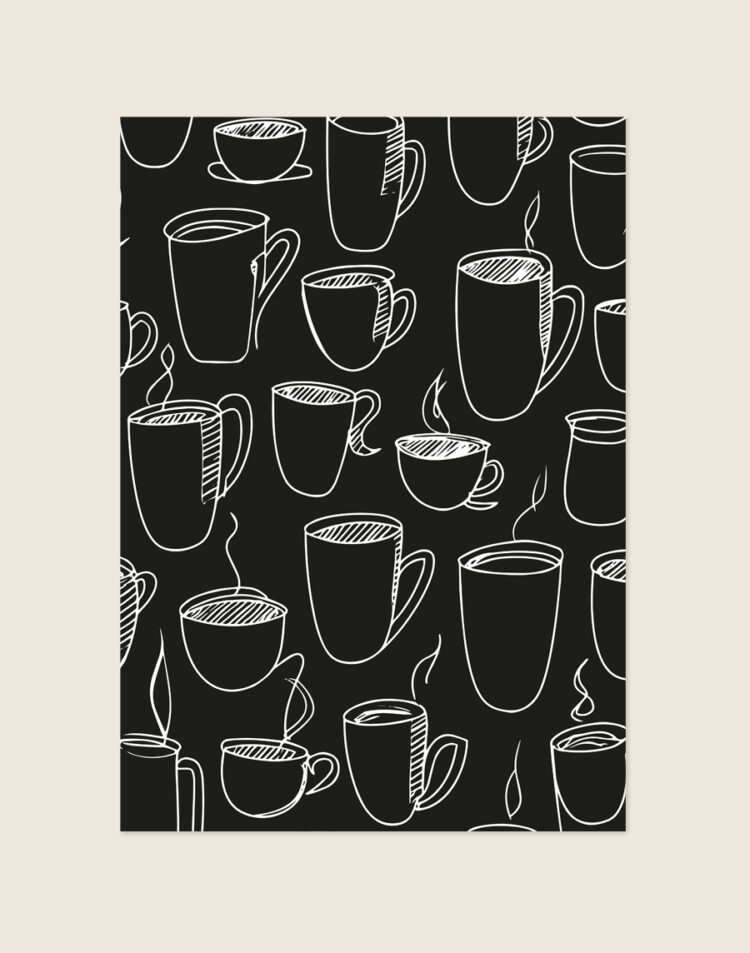 Sfeervolle illustratieve poster met stijlvolle koffie- en theekopjes, elegant opgehangen boven een koffiehoek in een moderne, lichte keuken.