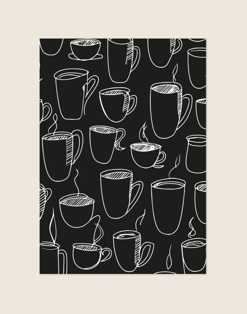 Sfeervolle illustratieve poster met stijlvolle koffie- en theekopjes, elegant opgehangen boven een koffiehoek in een moderne, lichte keuken.