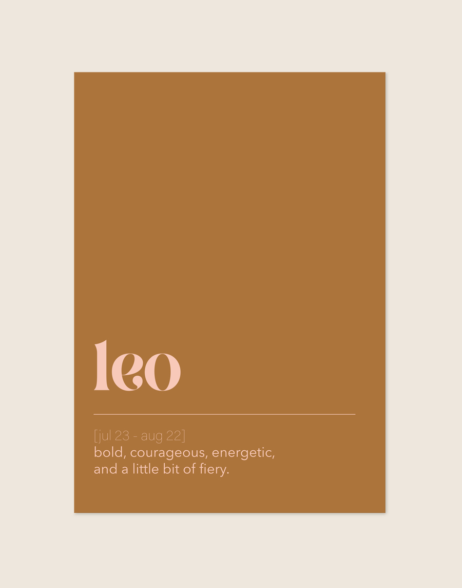Twee voorbeelden van een minimalistische sterrenbeeld poster in de stijl van een woordenboekdefinitie. De ene poster is donkerrood met het woord 'scorpio' en bijbehorende eigenschappen. De andere is okerkleurig met het woord 'leo' en bijpassende tekst.