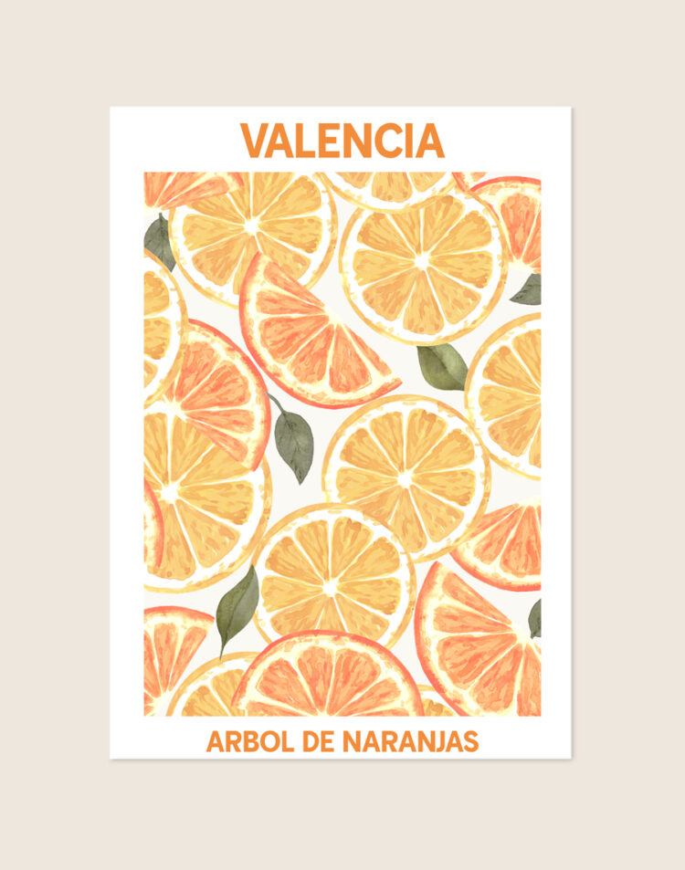 Stijlvolle artistieke stedenposter van Valencia, sfeervol opgehangen aan een neutrale muur in een modern interieur.