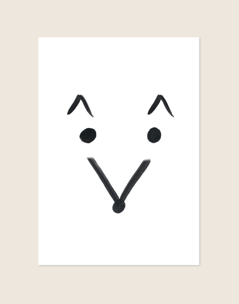 Minimalistische zwart-witte Poster Vos met een handgetekend vosjesgezicht op een helderwitte achtergrond, sfeervol opgehangen in een ruimte.