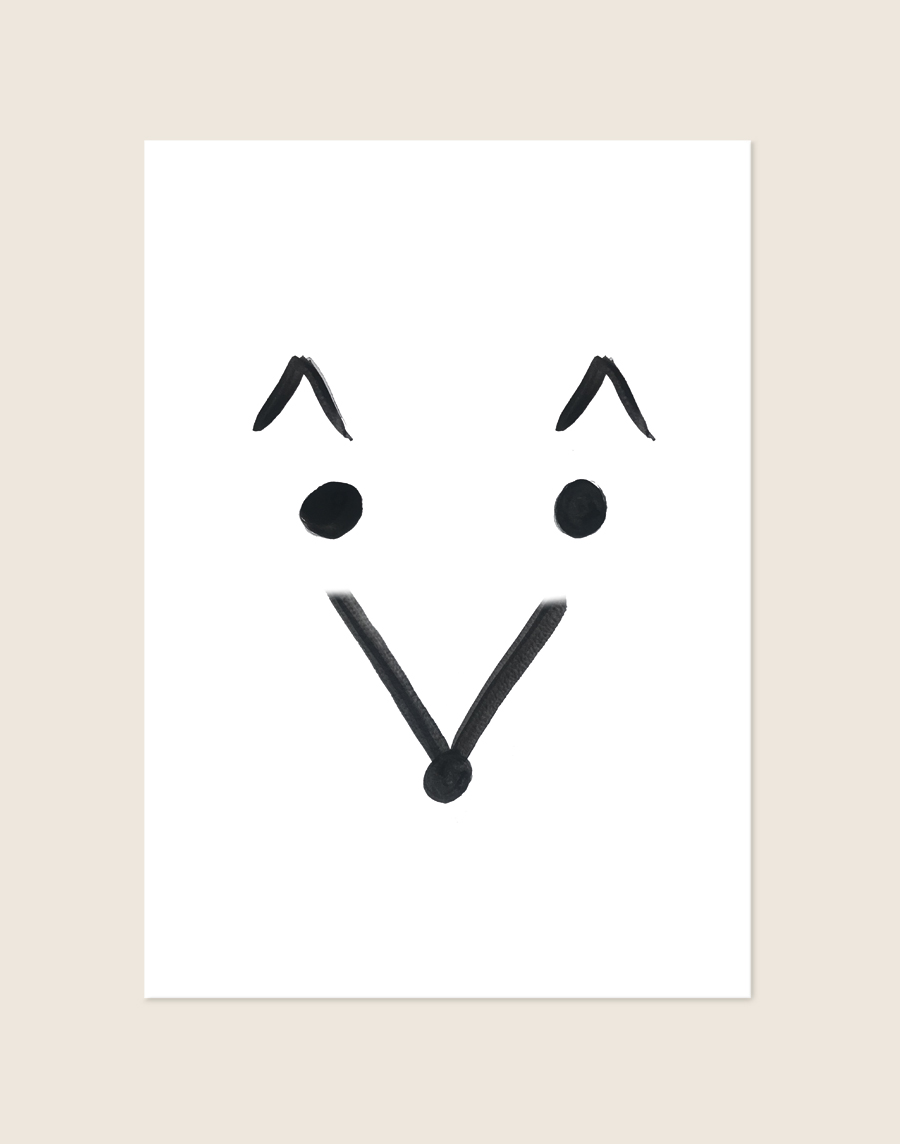 Minimalistische zwart-witte Poster Vos met een handgetekend vosjesgezicht op een helderwitte achtergrond, sfeervol opgehangen in een ruimte.