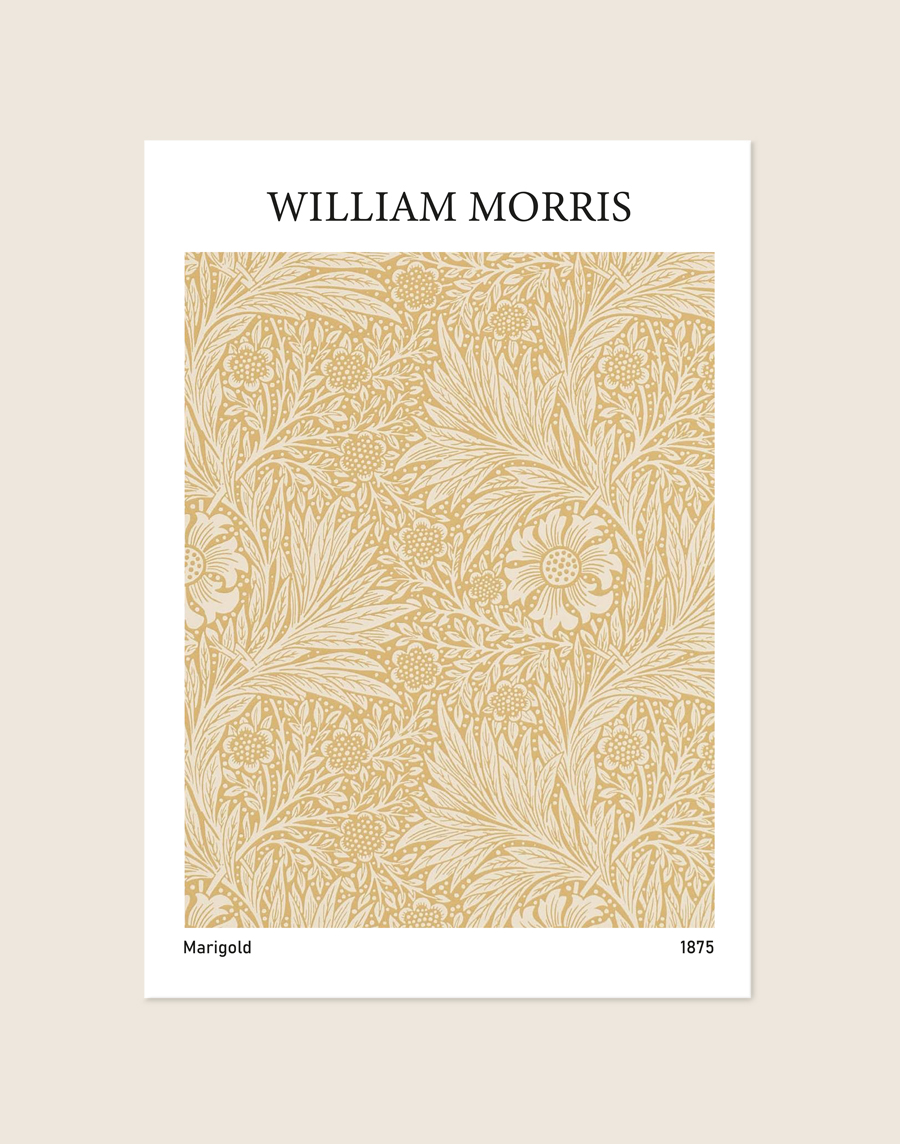 Vintage botanische poster van het William Morris Marigold patroon met goudsbloemen en sierlijke bladeren, sfeervol in een interieur.